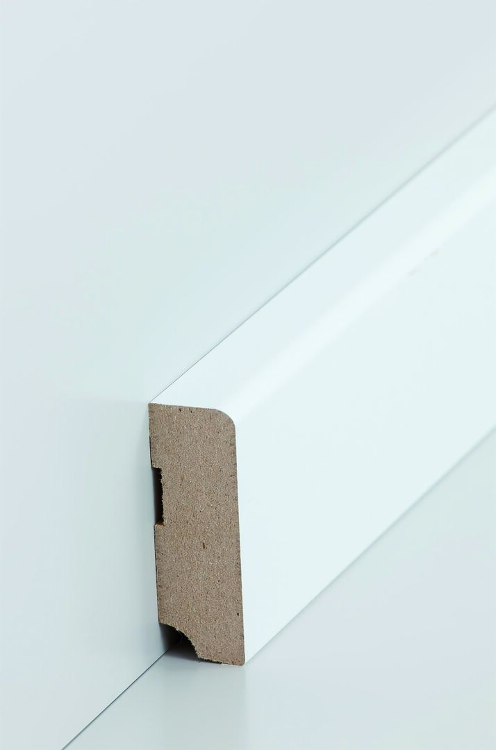 Fußleiste 19/58mm weiß ummantelt, MDF-